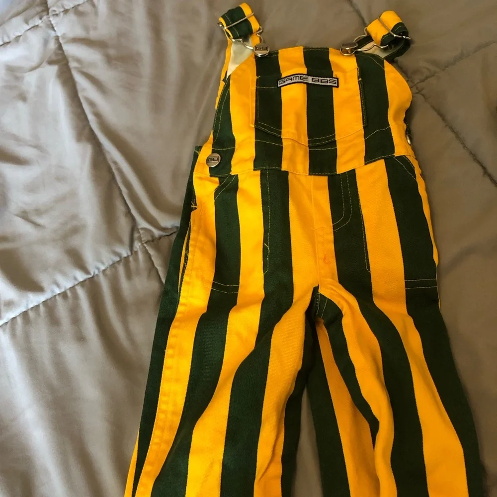 Sale!🏈Infant Packer clothes bundle. Items are 0-9 months. Like new or brand new. - Picture 1 of 10